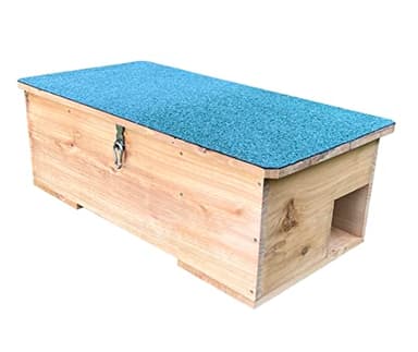Selections Wooden Hedgehog Feeding Station House Shelter with Opening Roof